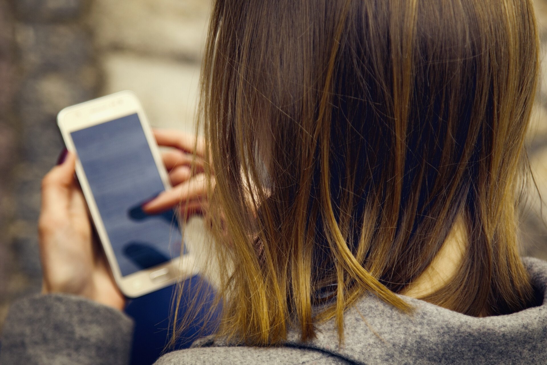 How Fear of Missing Out Affects Smartphone and Social Media Use How Fear of Missing Out Affects Smartphone and Social Media Use